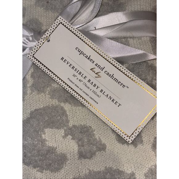 Cupcakes & Cashmere Cream Light Gray Leopard Animal Spot Baby Blanket Lovey NEW - Picture 2 of 3